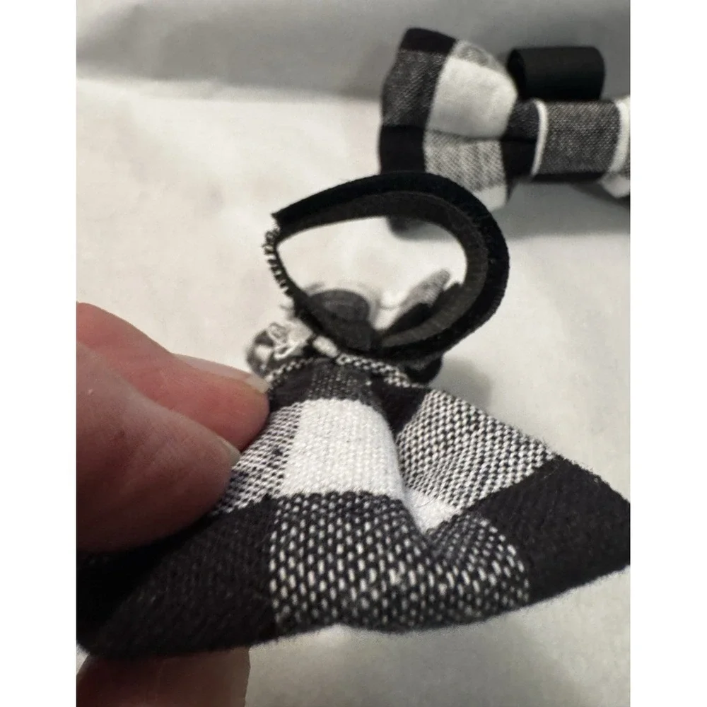 2 Black‎ and White Plaid Dog Bow Tie Attach to Collar Hook and Loop Cotton